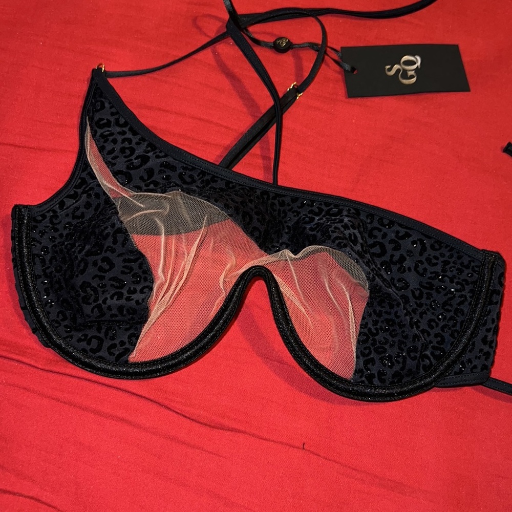 Gigi Bikini Set - Picture 5 of 17
